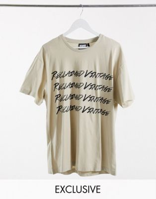 фото Серая футболка в стиле унисекс с повторяющимся логотипом reclaimed vintage inspired-серый