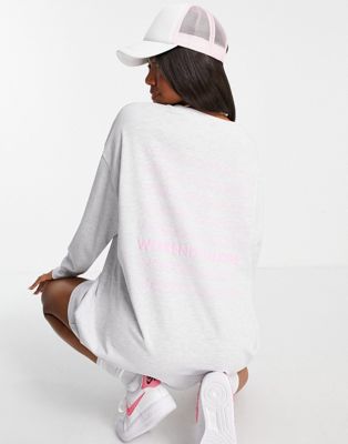 фото Серая меланжевая футболка-платье в стиле oversized с длинными рукавами и логотипом asos weekend collective-серый