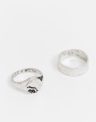фото Серебристое кольцо и кольцо-печатка с фактурной поверхностью icon brand-серебристый
