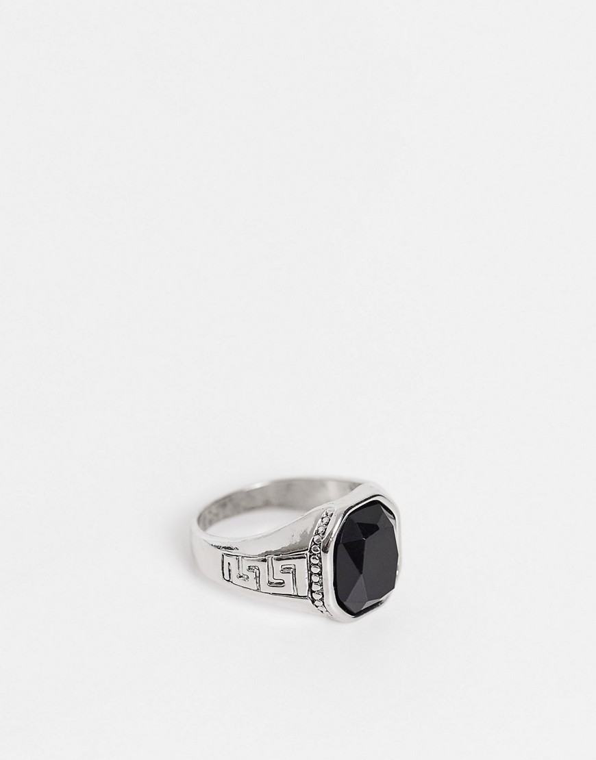 фото Серебристое кольцо-печатка с черным камнем topman sovereign-черный цвет
