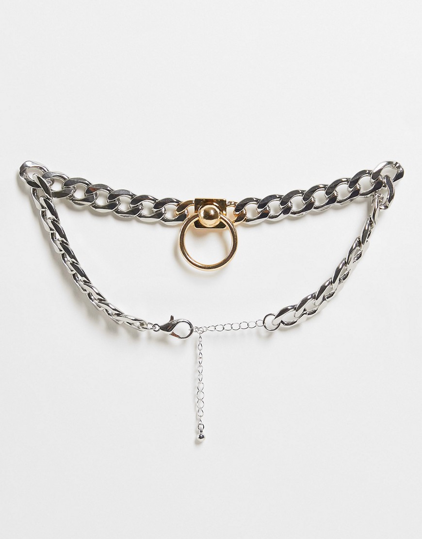 фото Серебристое ожерелье-чокер с большим кольцом topshop-серебристый