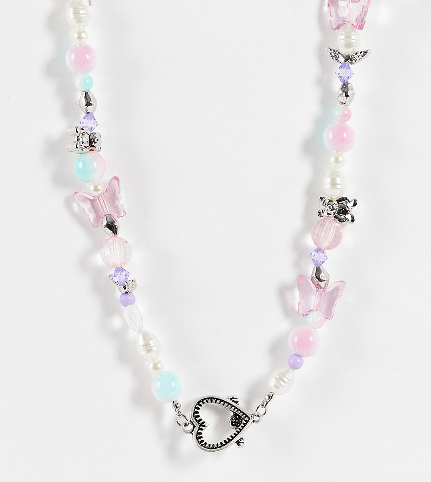 фото Серебристое ожерелье с бусинами, подвесками и застежкой в виде сердца с планкой asos design-разноцветный asos curve