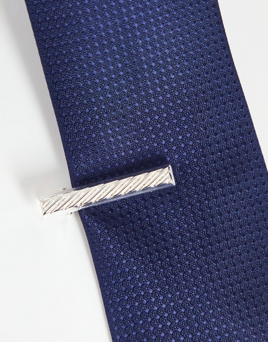 фото Серебристый зажим для галстука с узором «елочка» asos design