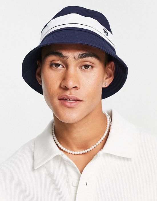 https://images.asos-media.com/products/sergio-tacchini-logo-bucket-hat-in-navy/202698056-2?$n_550w$&wid=550&fit=constrain