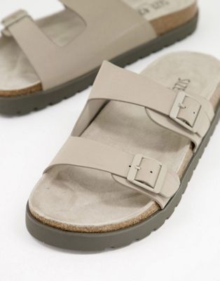 фото Серо-бежевые сандалии с пряжками bershka-нейтральный