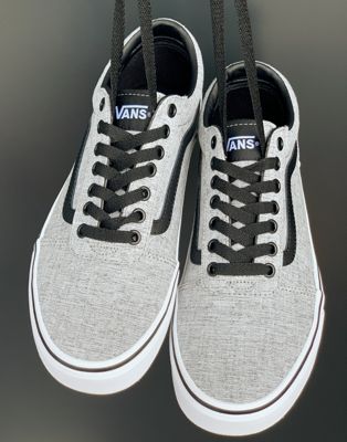 Серые/белые кроссовки Vans Ward | ASOS