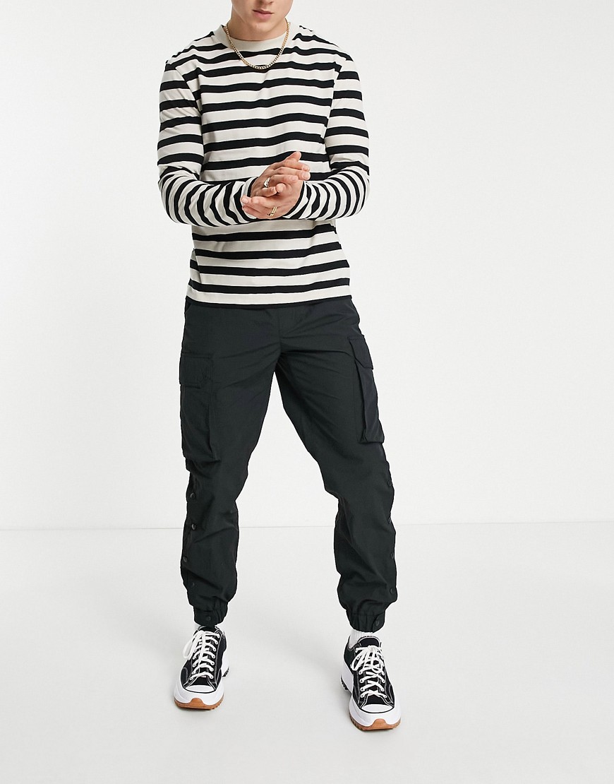 фото Серые брюки карго с логотипом topman-черный цвет
