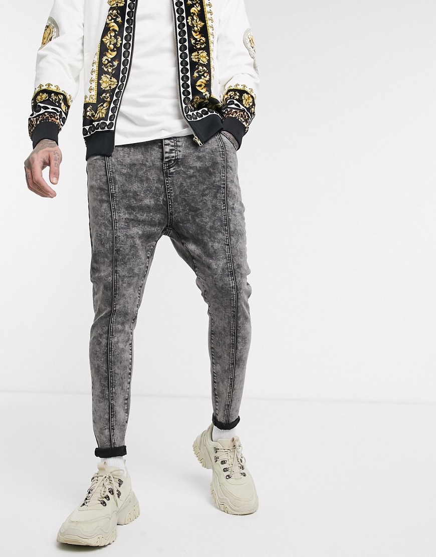 фото Серые джинсы скинни с эффектом кислотной стирки siksilk-серый