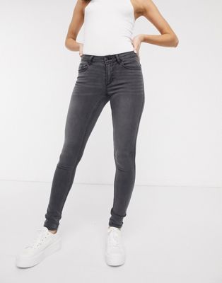 Серые джинсы женские с завышенной талией