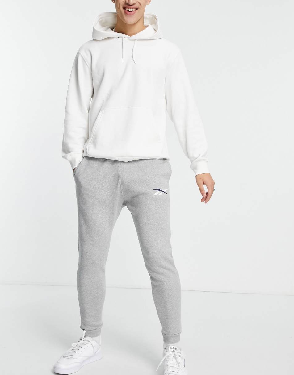 Reebok Hit