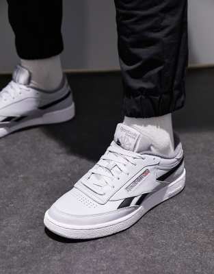 Серые кроссовки Reebok Classics Club C Revenge MU | ASOS