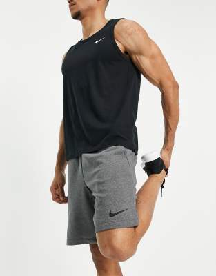 фото Серые шорты nike training dri-fit-серый