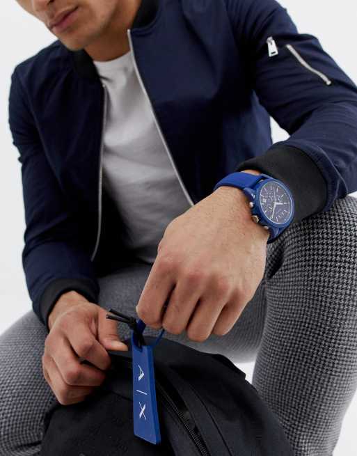 Set de regalo con reloj y etiqueta para equipaje AX7107 de Armani Exchange  | ASOS