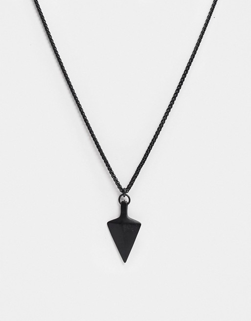 Seven London arrowhead pendant in black