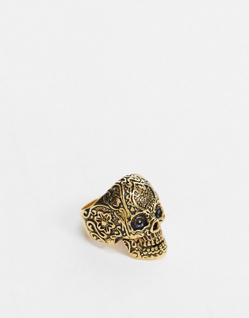 Seven London skull ring in gold