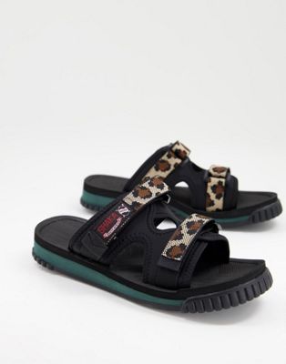 Chaussures, bottes et baskets Shaka - Chill out - Claquettes à motif léopard
