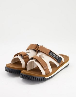 Shaka chill out sliders in brown