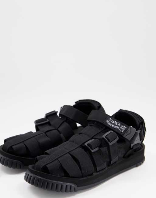 Shaka hiker sandals in black