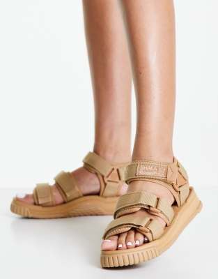 Shaka – Neo Bungy – Flache Sandalen in Hellbraun mit Doppelriemen | ASOS