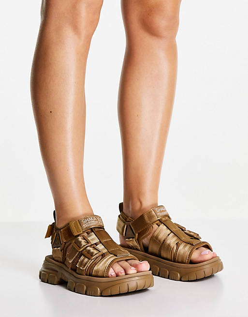 Shaka Neo Rally AT flat sandals with triple strap in tan