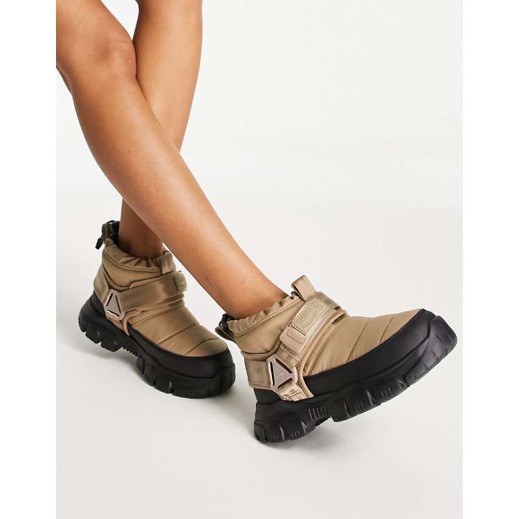 Shaka Snug Bootie AT padded boots in water repellent sand nylon | ASOS
