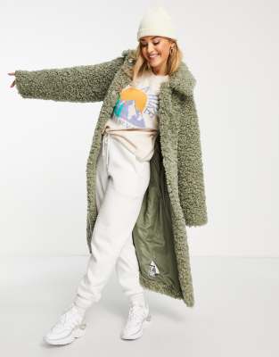 Шалфейно-зеленое пальто из искусственного меха с воротником и поясом ASOS DESIGN-Фиолетовый цвет
