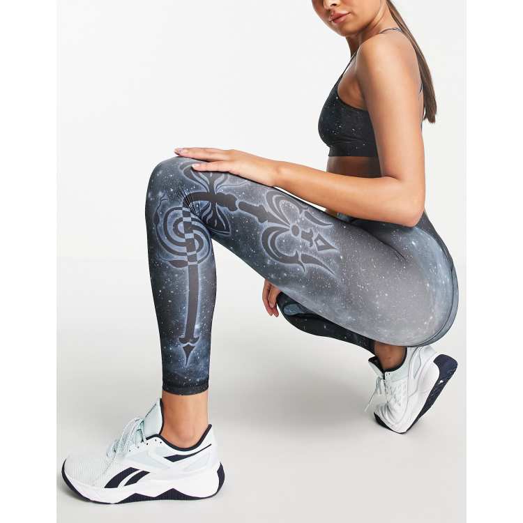 Champion Absolute 7/8 leggings in blue and lime