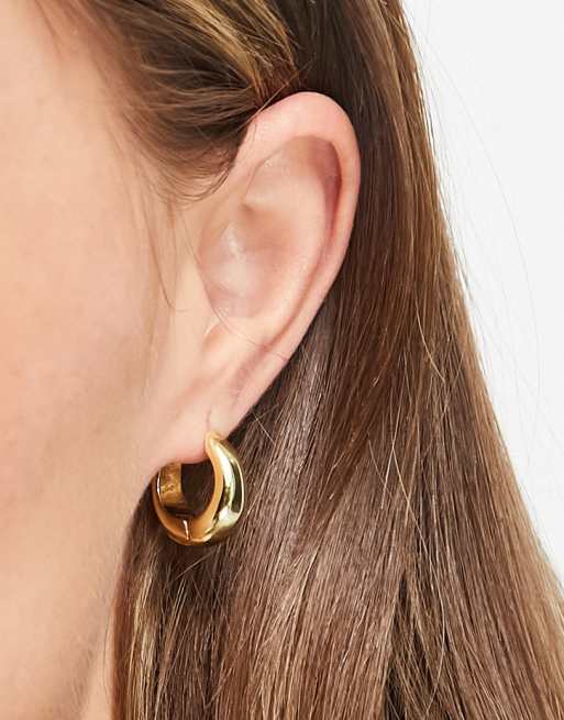 Shashi gold plated chunky mini hoop earrings | ASOS