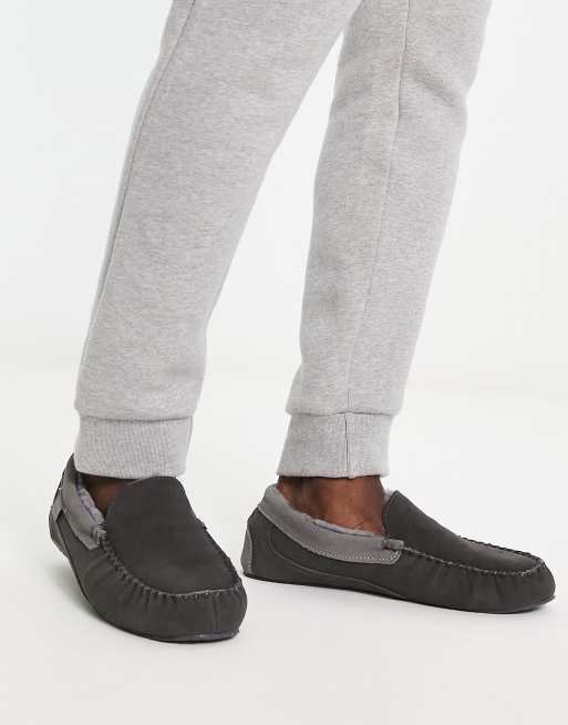 Totes moccasin cheap slippers mens