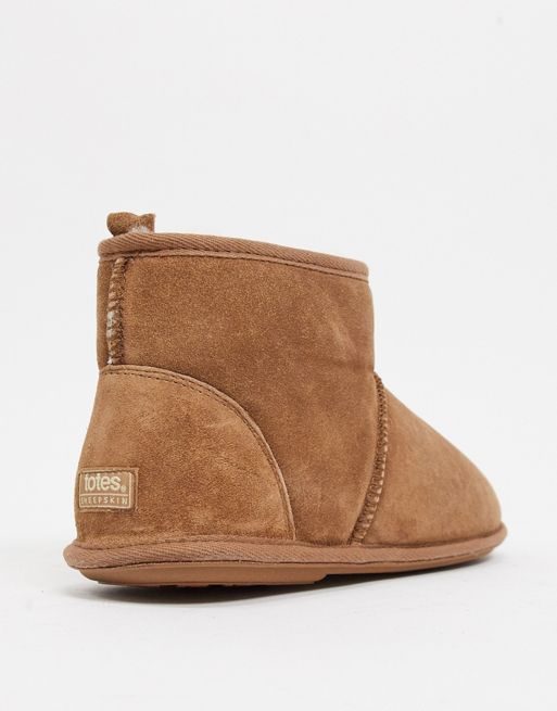 Sheepskin by Totes Boot Slippers in chestnut-brown - ASOS Outlet