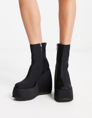 Roxanne wedge boots in black
