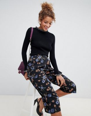 фото Широкие брюки с цветочным принтом influence-черный