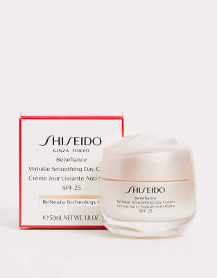 Shiseido Benefiance Smoothing Day Cream SPF25 50ml