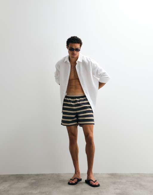 Shorts de baño a rayas retro de ARKET, 2 de 9