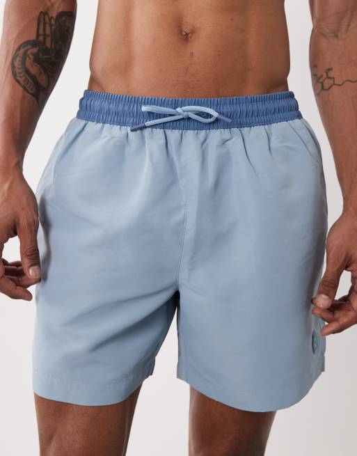 Shorts de baño azul claro con detalle de parche de goma de River Island, 4 de 5