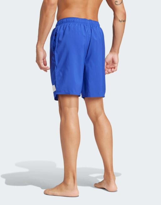Shorts de baño azul lúcido y blancos con logo CLX de adidas, 3 de 4