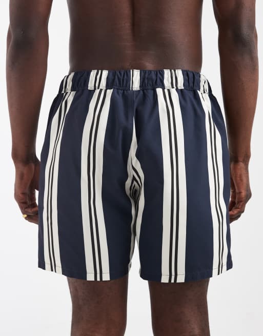 Shorts de baño azul marino a rayas de largo medio de ASOS DESIGN, 4 de 5