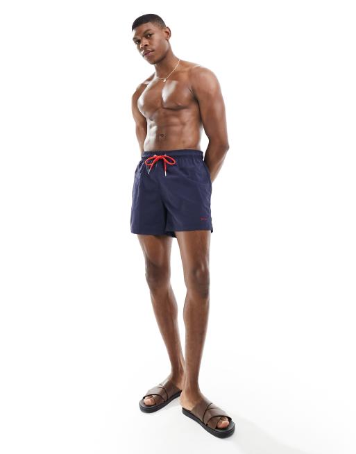 Shorts de baño azul marino con logo de escudo pequeño de GANT, 2 de 4