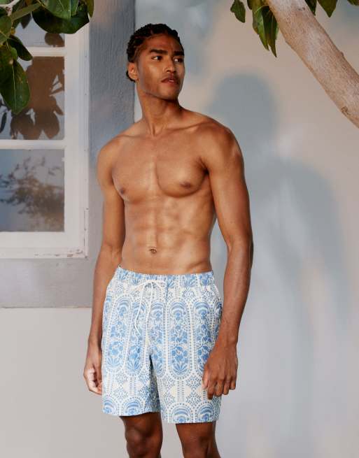 Shorts de baño azules de largo medio con estampado floral ornamental de ASOS DESIGN, 2 de 4