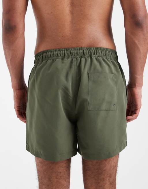 Shorts de baño caquis de largo medio de New Look, 5 de 5