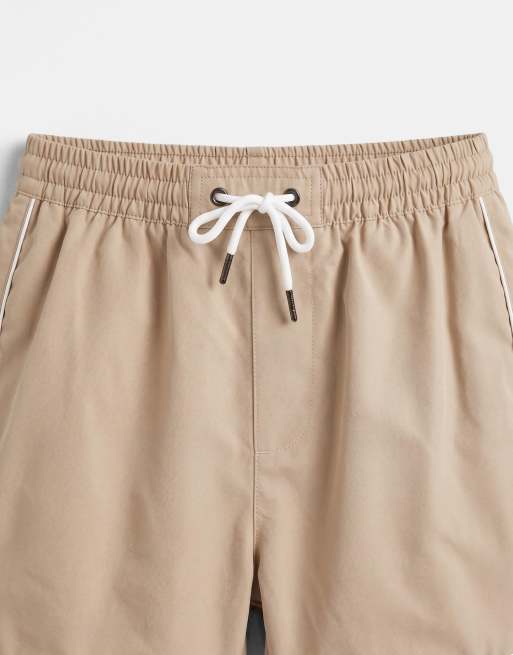 Shorts de baño color piedra con ribete en contraste de Aray, 9 de 9