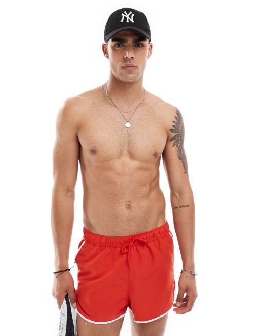 Shorts de baño cortos rojos de estilo deportivo de ASOS DESIGN