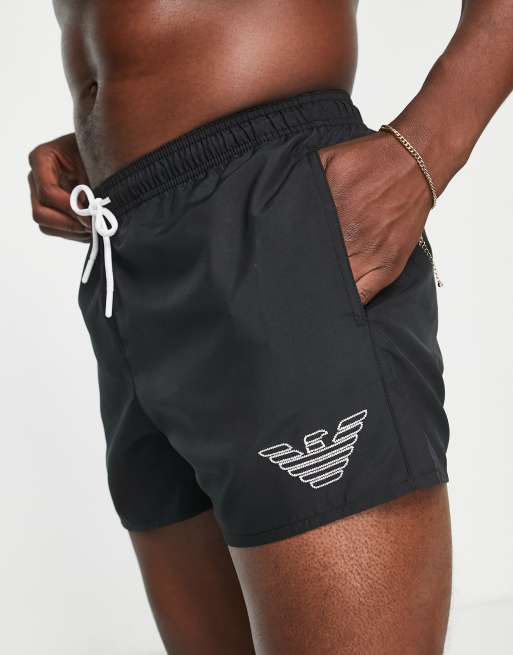 Shorts de baño negros básicos de Emporio Armani 