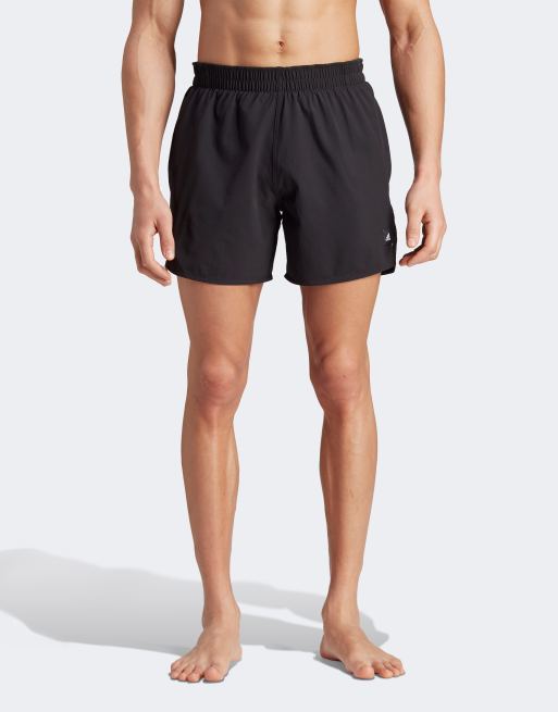 Shorts de baño negros Versatile de adidas Performance