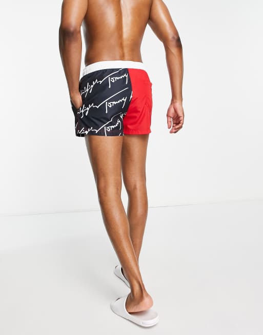 Shorts de baño rojos y azul marino de Tommy Hilfiger, 4 de 4