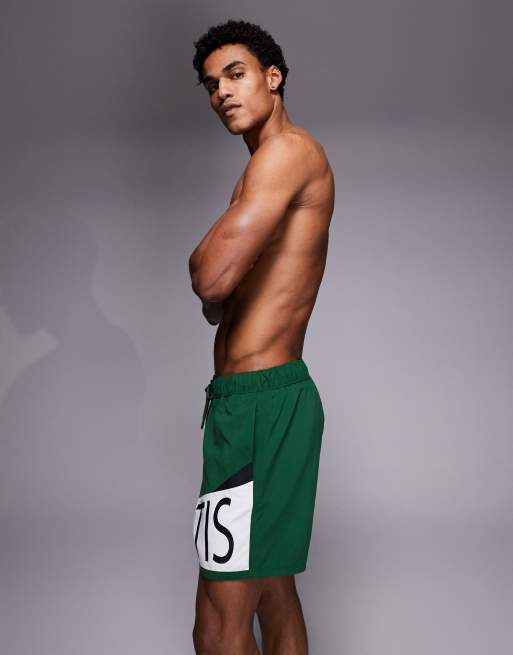 Shorts de baño verdes de largo medio con estampado posicional de ASOS DESIGN, 3 de 5