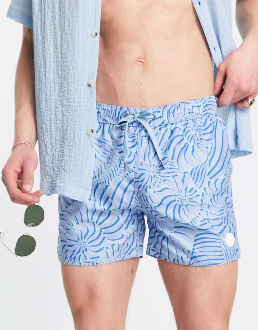 Shorts de ba o y sombrero de pescador azules con estampado