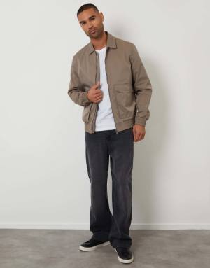 Showerproof Lightweight Patch Pocket Zip Up Jacket