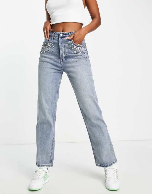 Signature 8 embellished pocket edge straight leg jean in mid wash