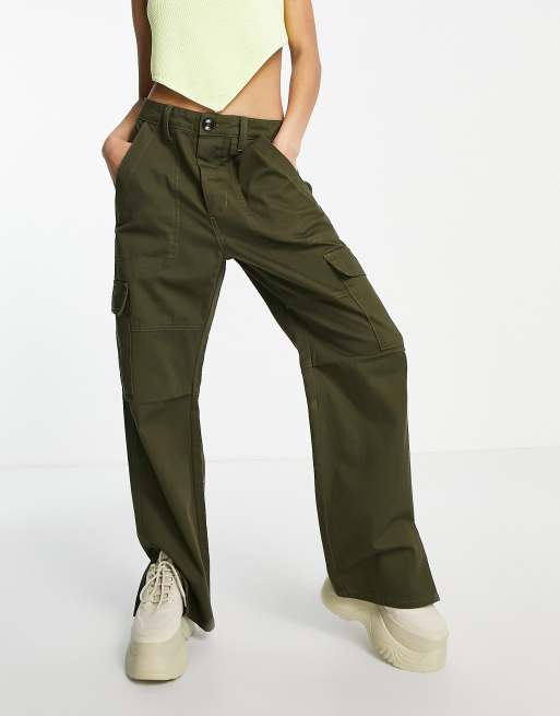 Signature 8 multi pocket cargo trousers in khaki